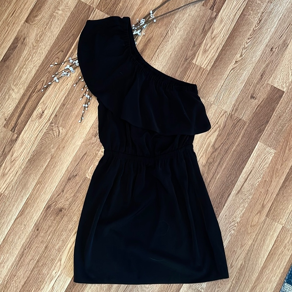 Express Black One Shoulder Dress